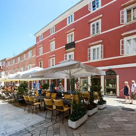 Santa Lucia Exclusive Apartman *