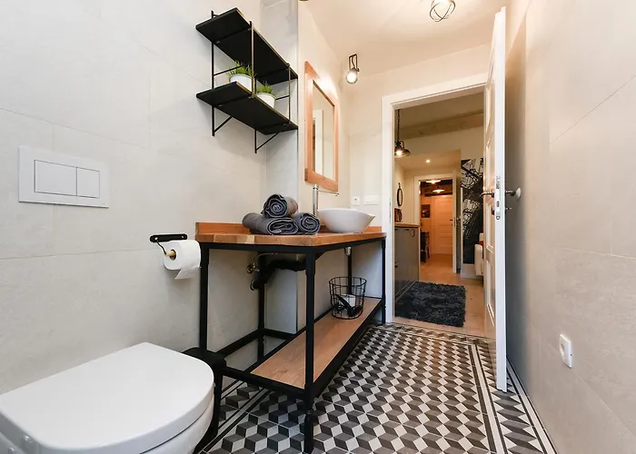 Santa Lucia Exclusive